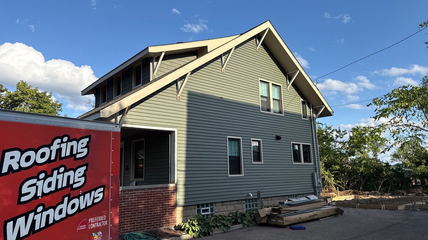 Siding Replacement using Alside Charter Oak D4.5" Deep Moss by 180 Contractors