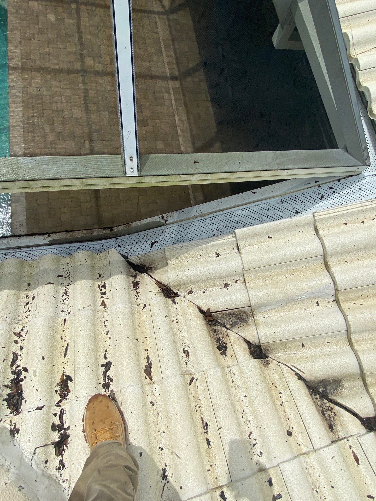 Leaf Guard using Gutter Guards for Florida Home by Gutter Professors