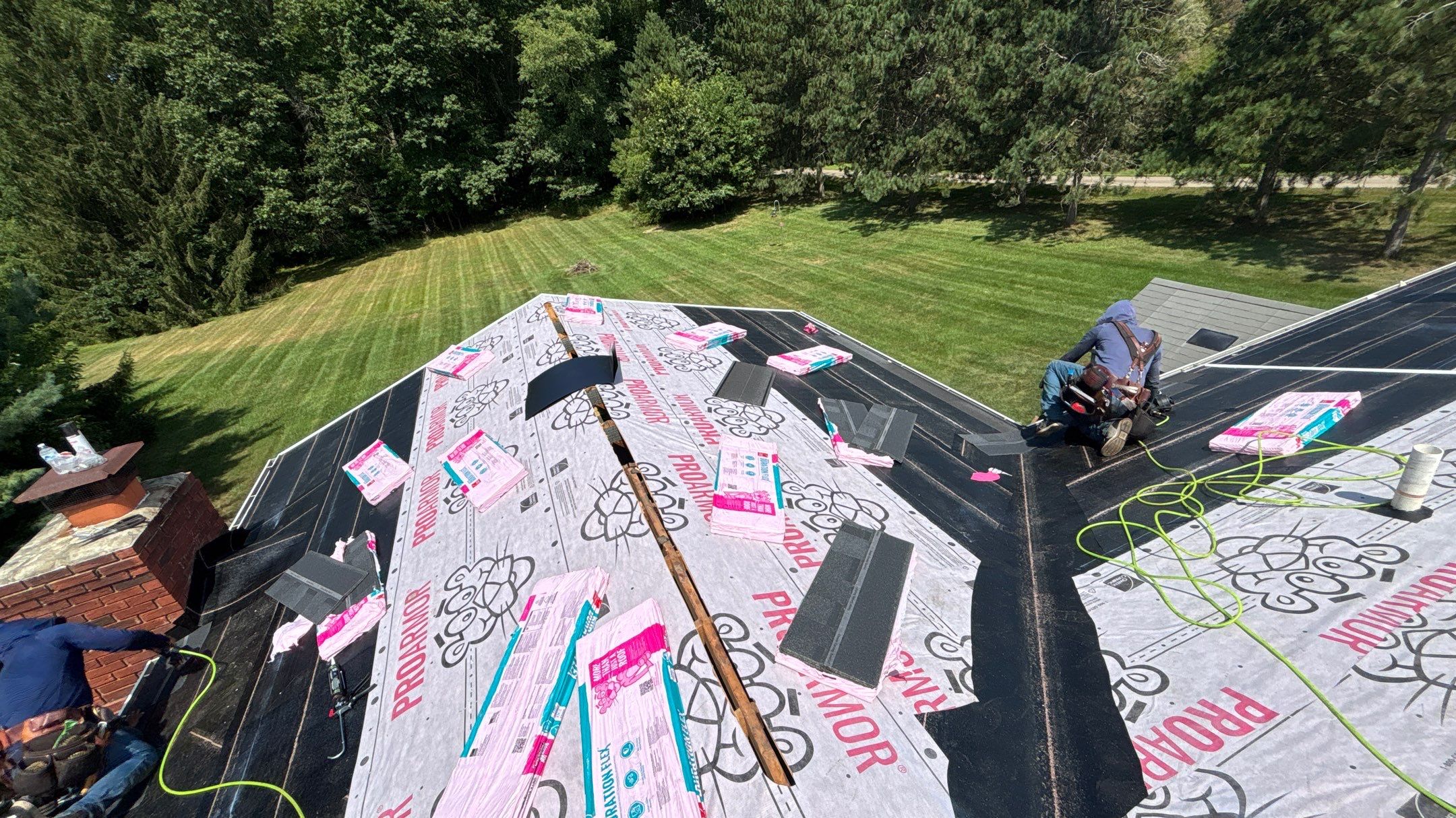 Roof Replacement using Owens Corning Onyx Black by 180 Contractors