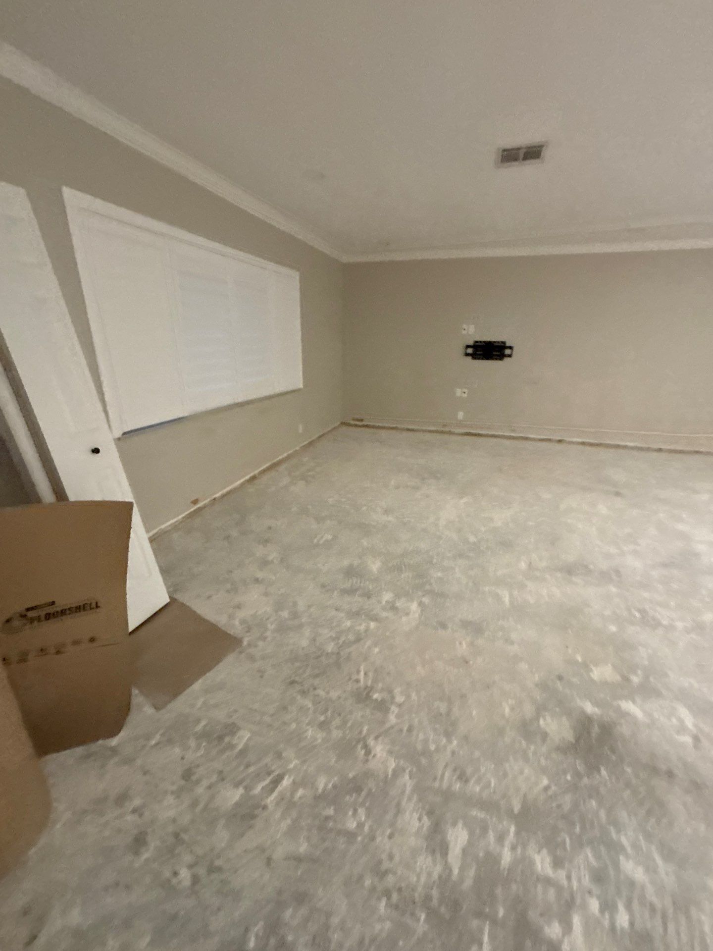 48x48 Flooring - East Boca Raton by Hevi Tile