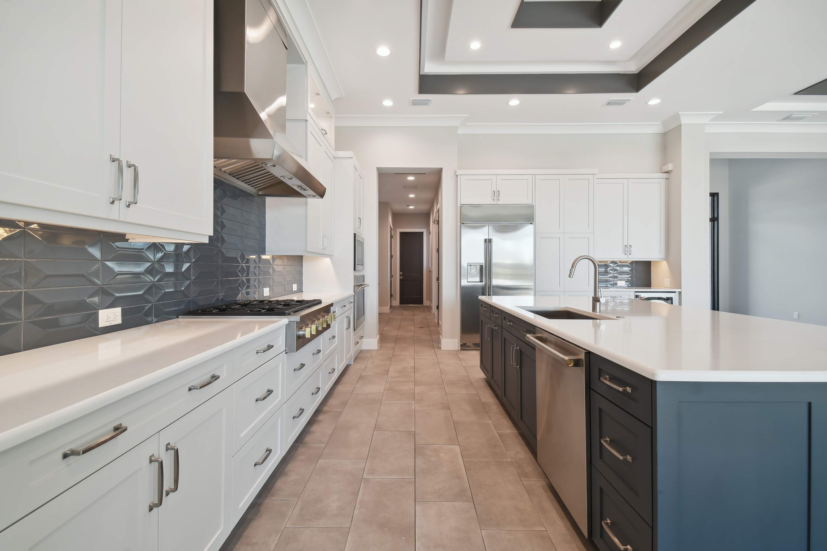 Custom Kingston by Lyons Heritage Tampa, LLC