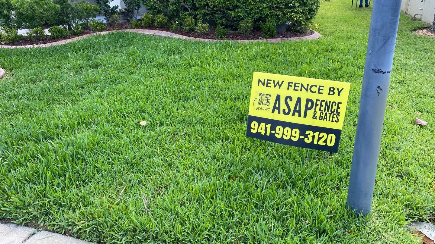 Riverview, FL 6ft. Tall White Vinyl Privacy Fence by Asap fence and gates, LLC