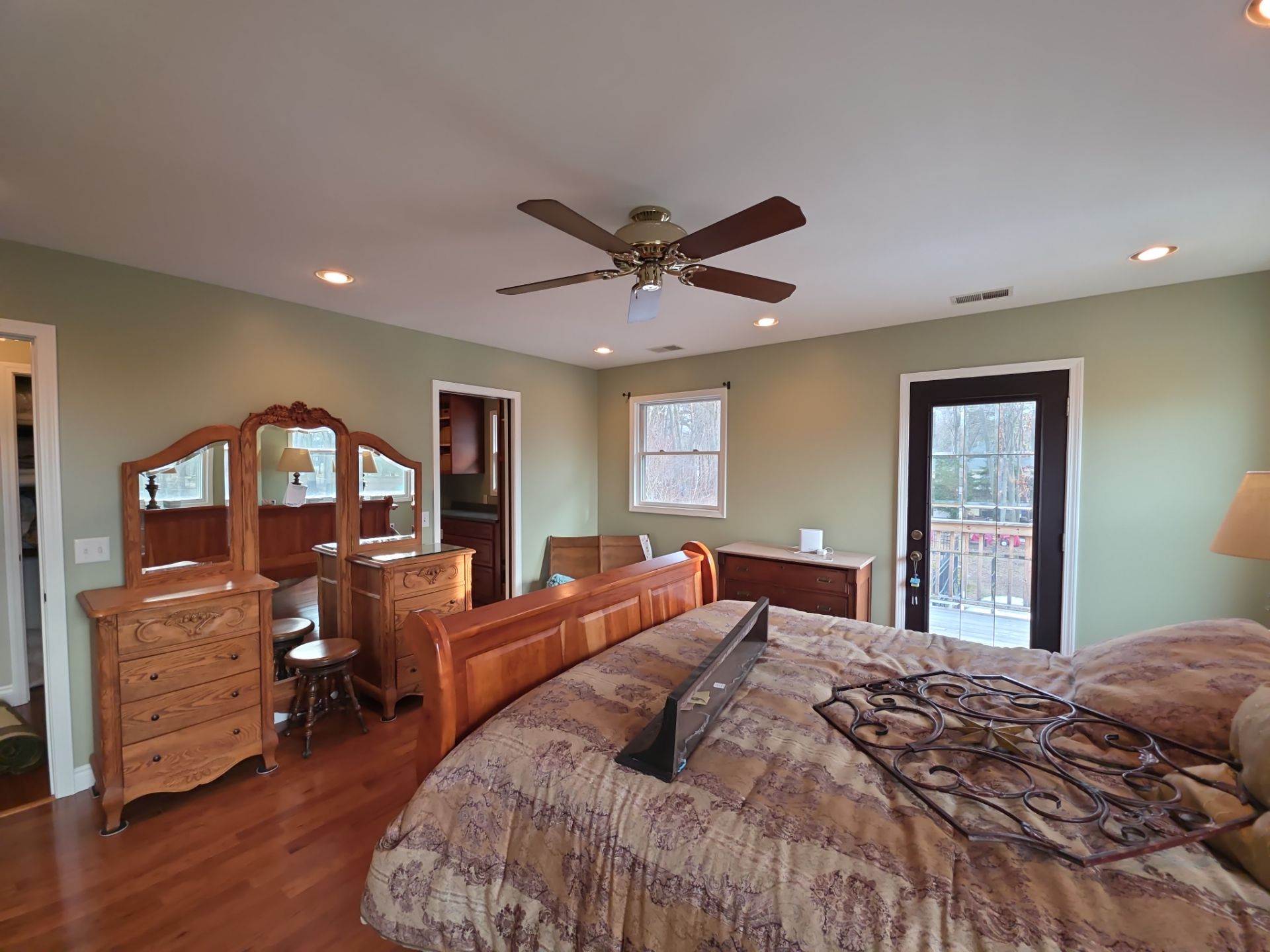 Interior Repaint & Trim Refinishing – Spring Lake, Michigan by Gordon Painting