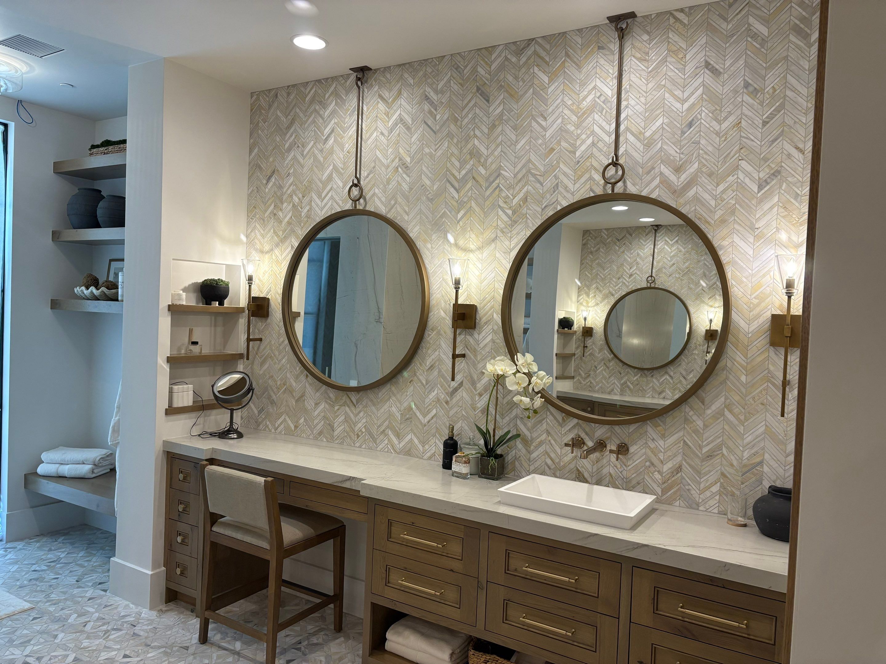 CALICO BASIN #2 by Level Builders