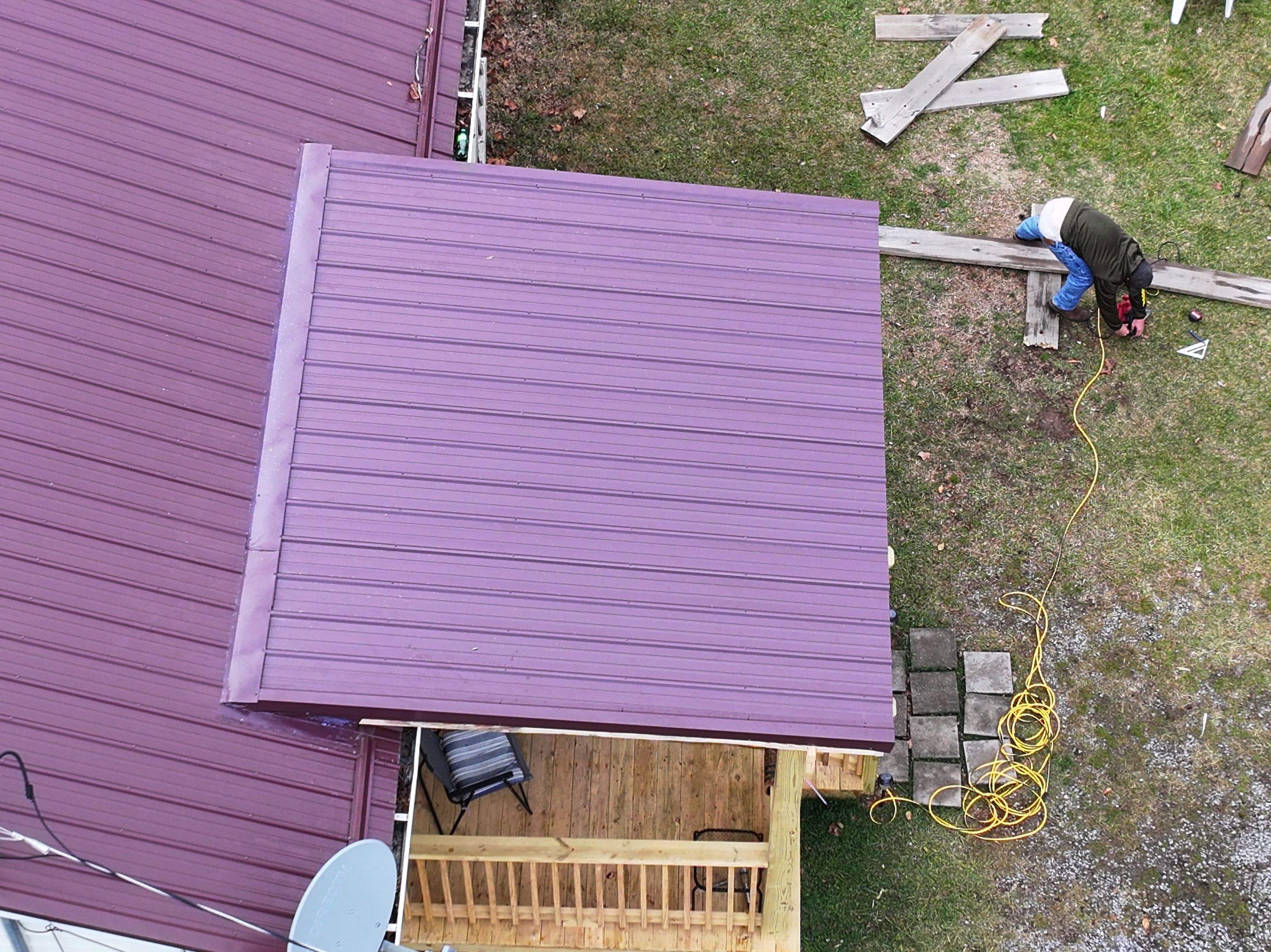 Hoss Residence by Omnia Roofing