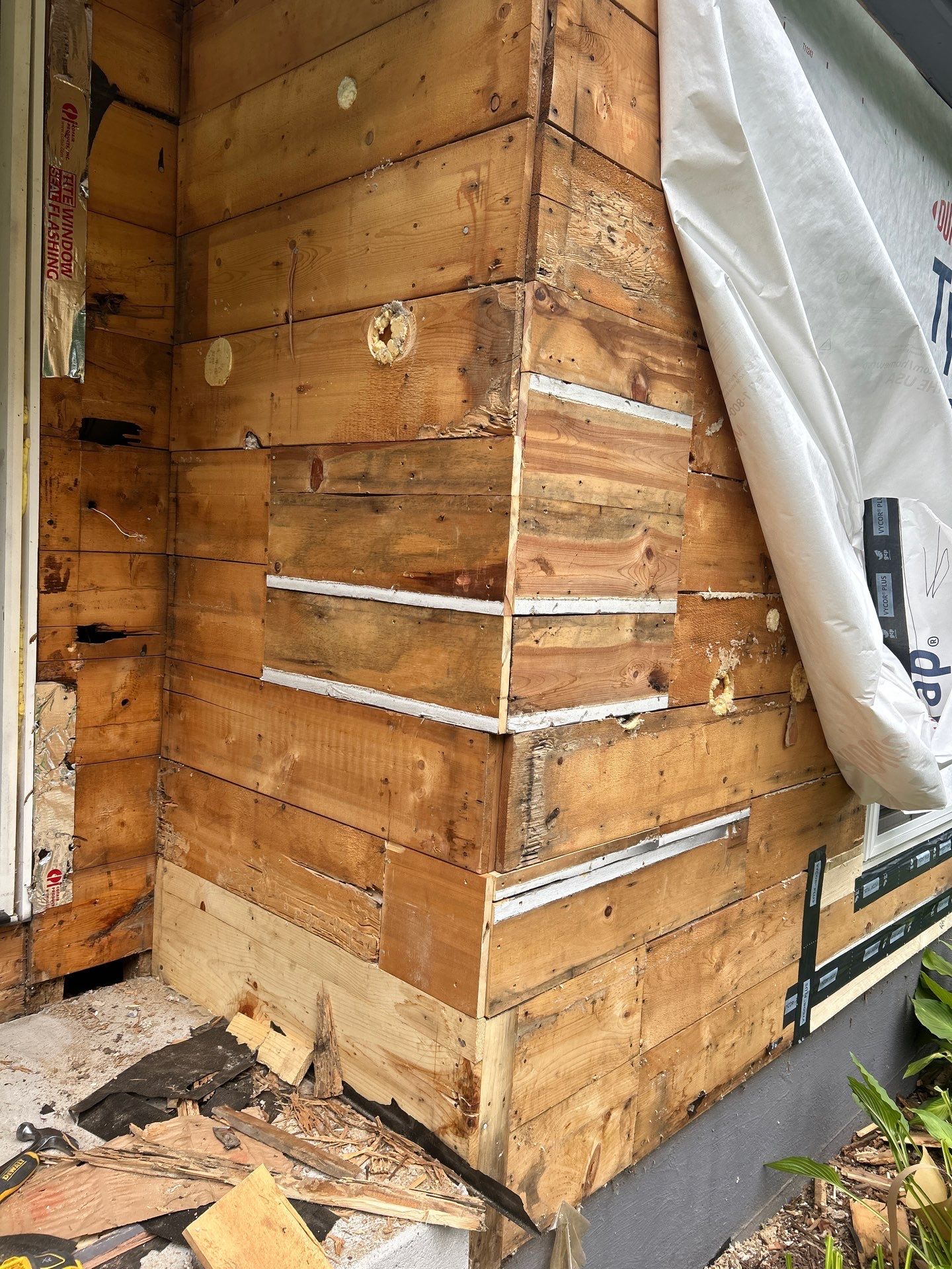 Everlast Composite installed in Acton, MA by UBrothers Construction