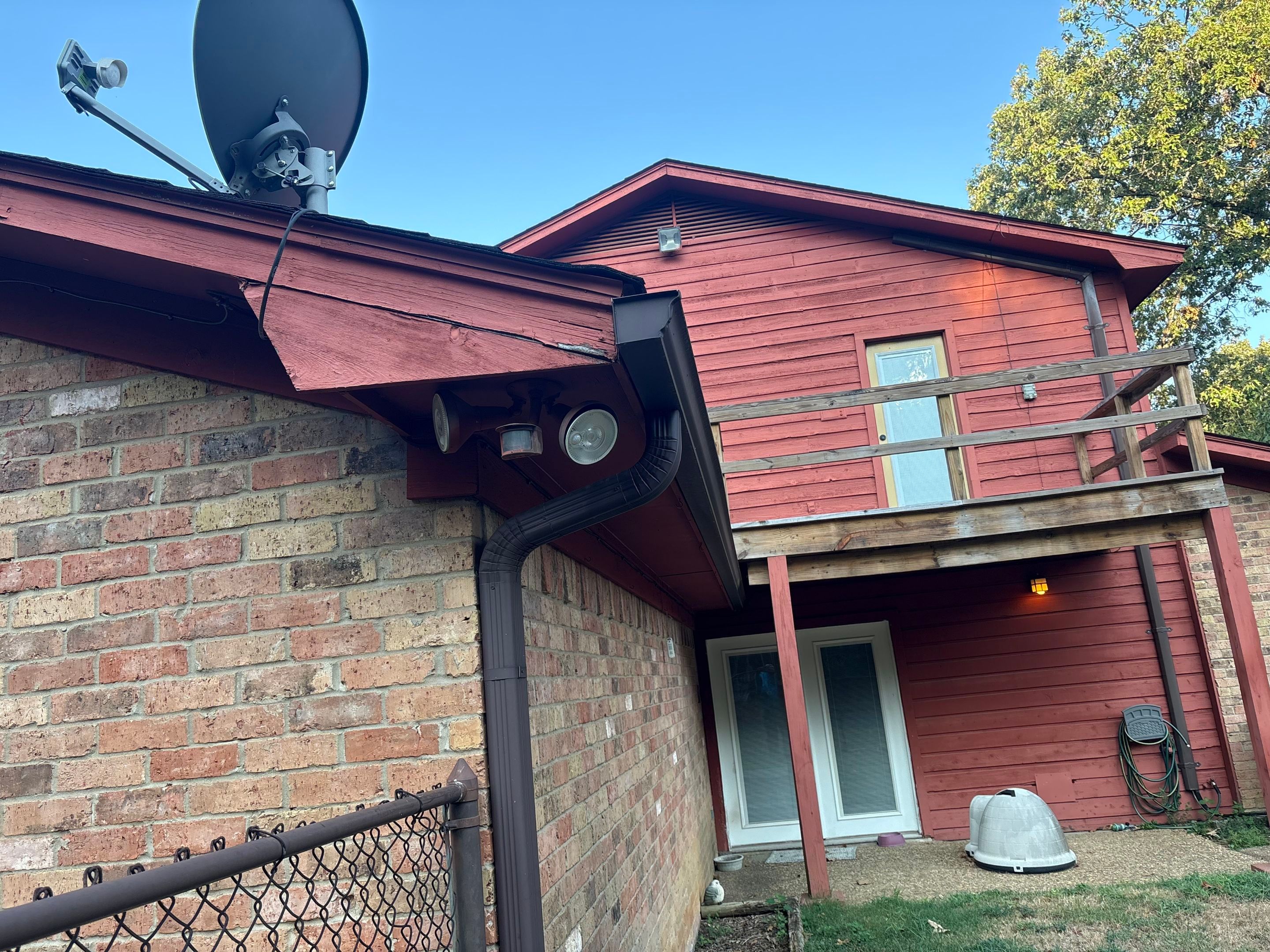 Longview, TX Exterior Wood Restoration & Paint Transformation by Quality Coats Painting
