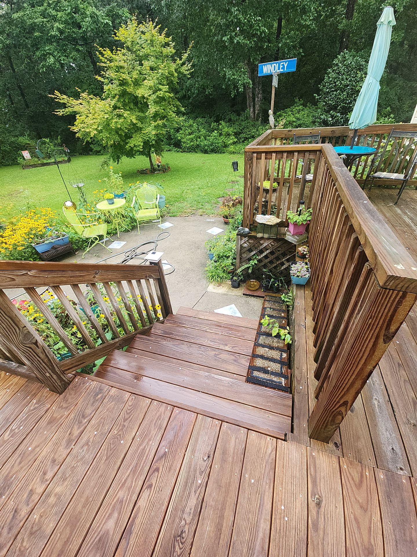 Deck using Wood Sealant by DuraSeal