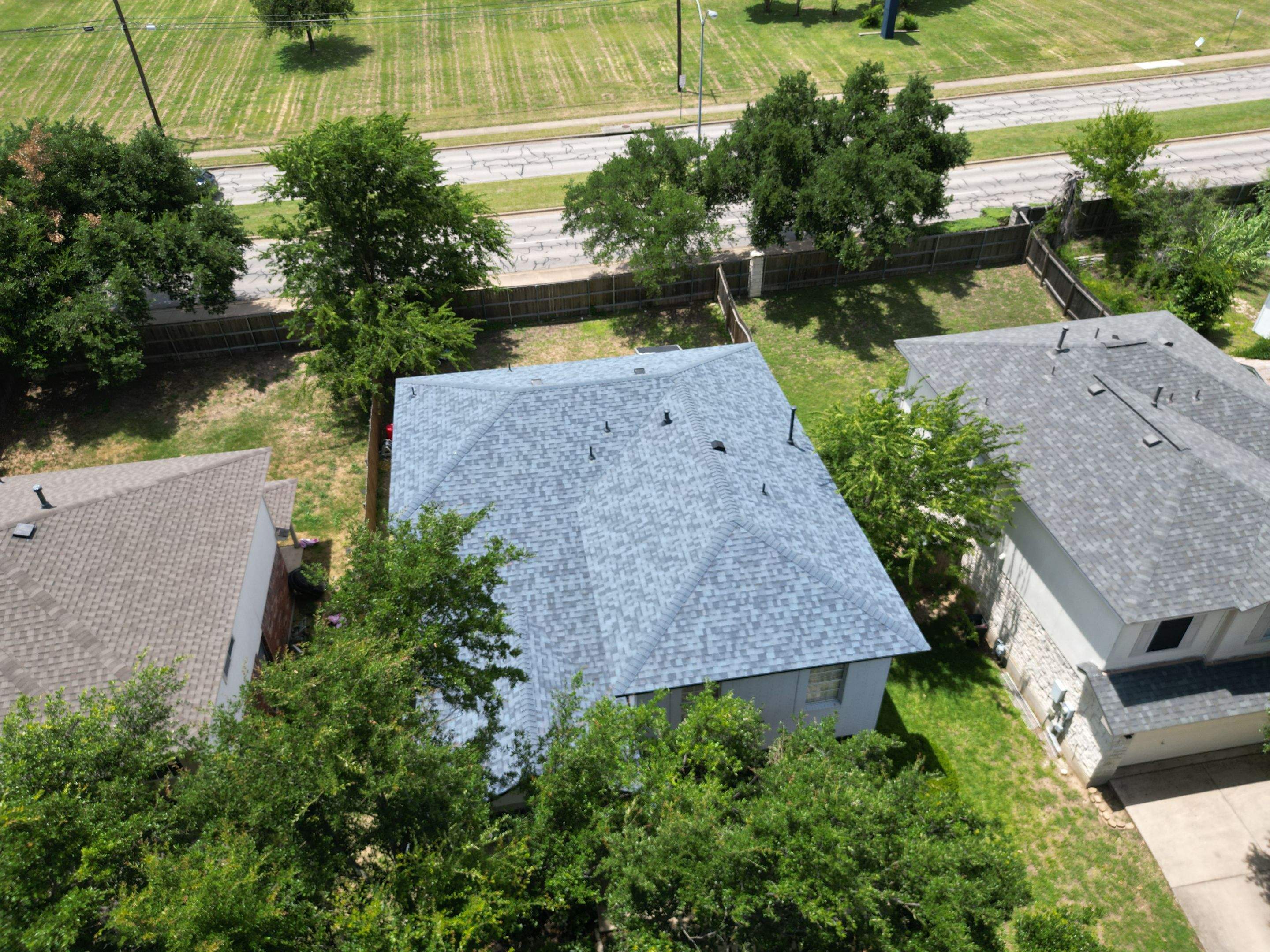 Harbor Blue - Owens Corning TruDefinition Duration by RoofsOnly.com