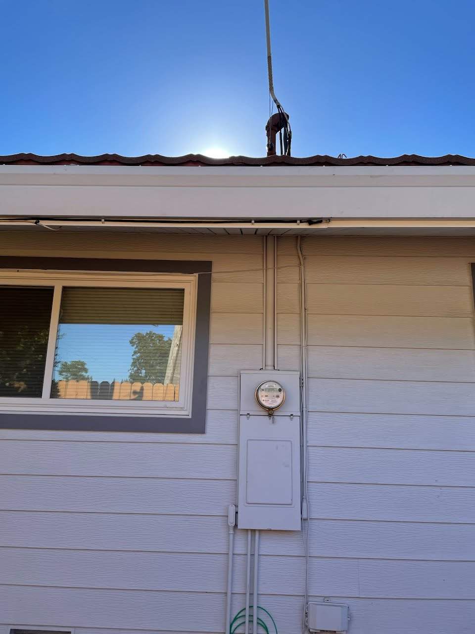 Zinsco replacement by Peach Electric Inc