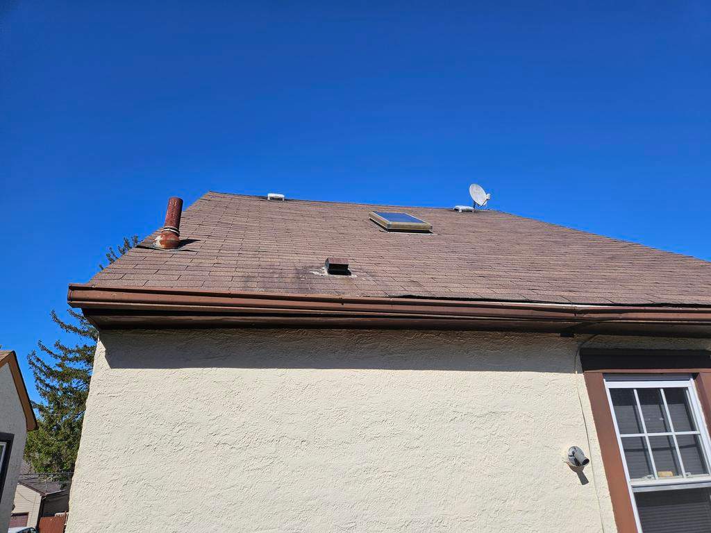 Roof Replacement by Island Roofing Inc.