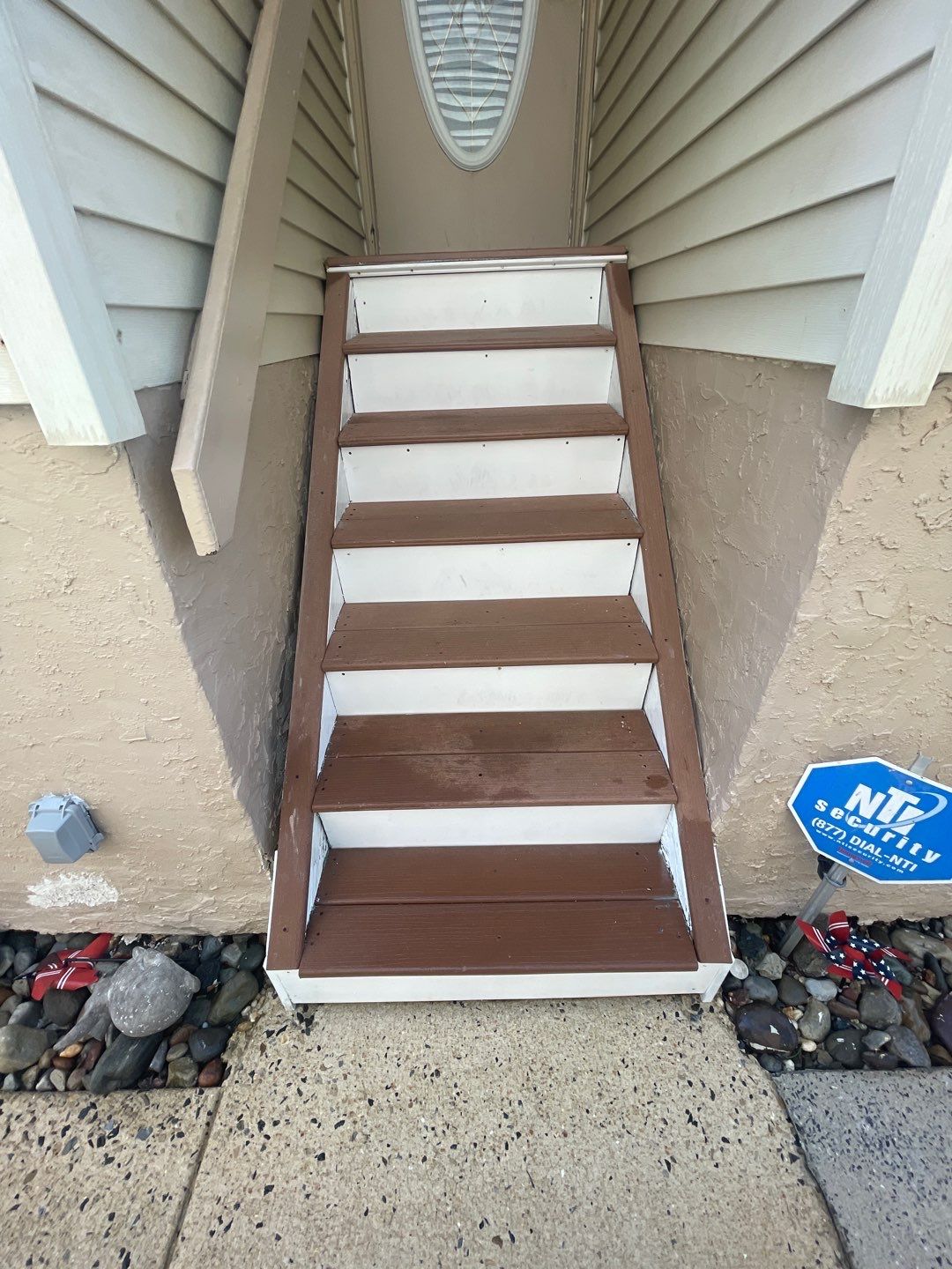 House Wash, Fence Cleaning & concrete Cleaning by SJ Exterior