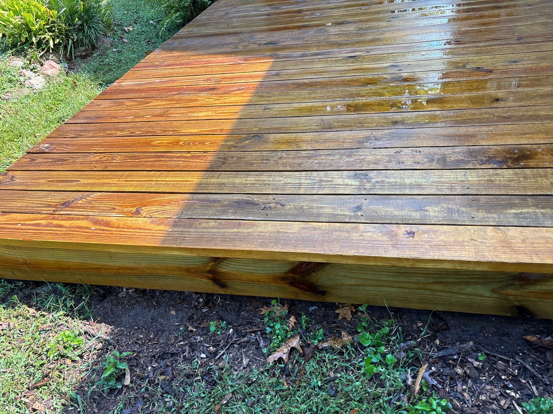 Wood Deck using Wood Sealant by DuraSeal