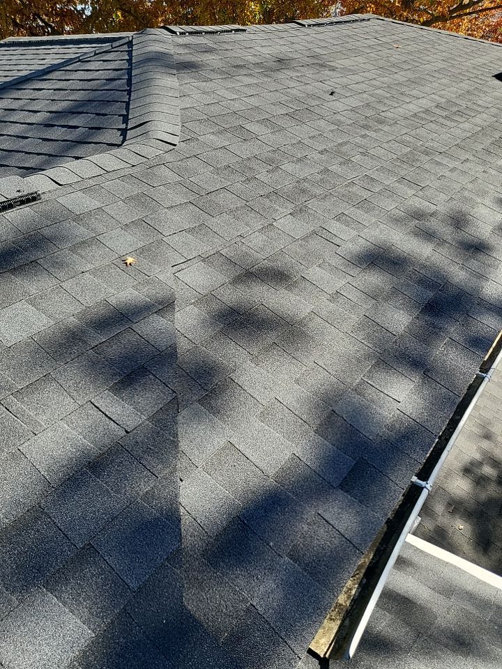 ATLAS PINNACLE COLOR: SCOTCHGARD BLACK SHADOW DRIP EDGE: WHITE by Eagle Eye Roofing