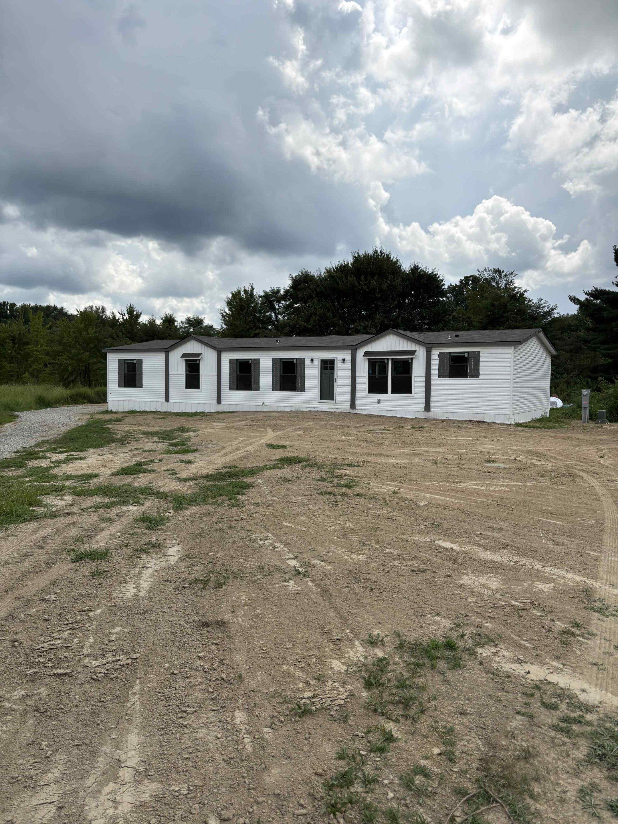 Farmhouse Breeze 72 by Clayton Homes of Walton