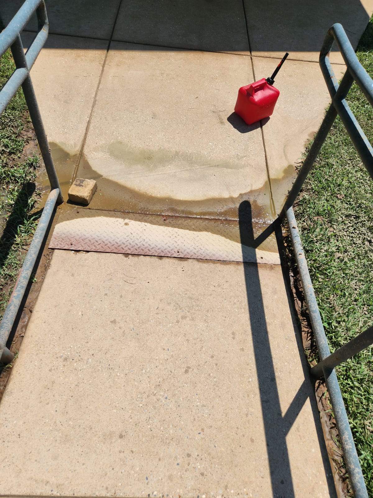 ULM SKI DOCK WASH by College Bros Outdoor services
