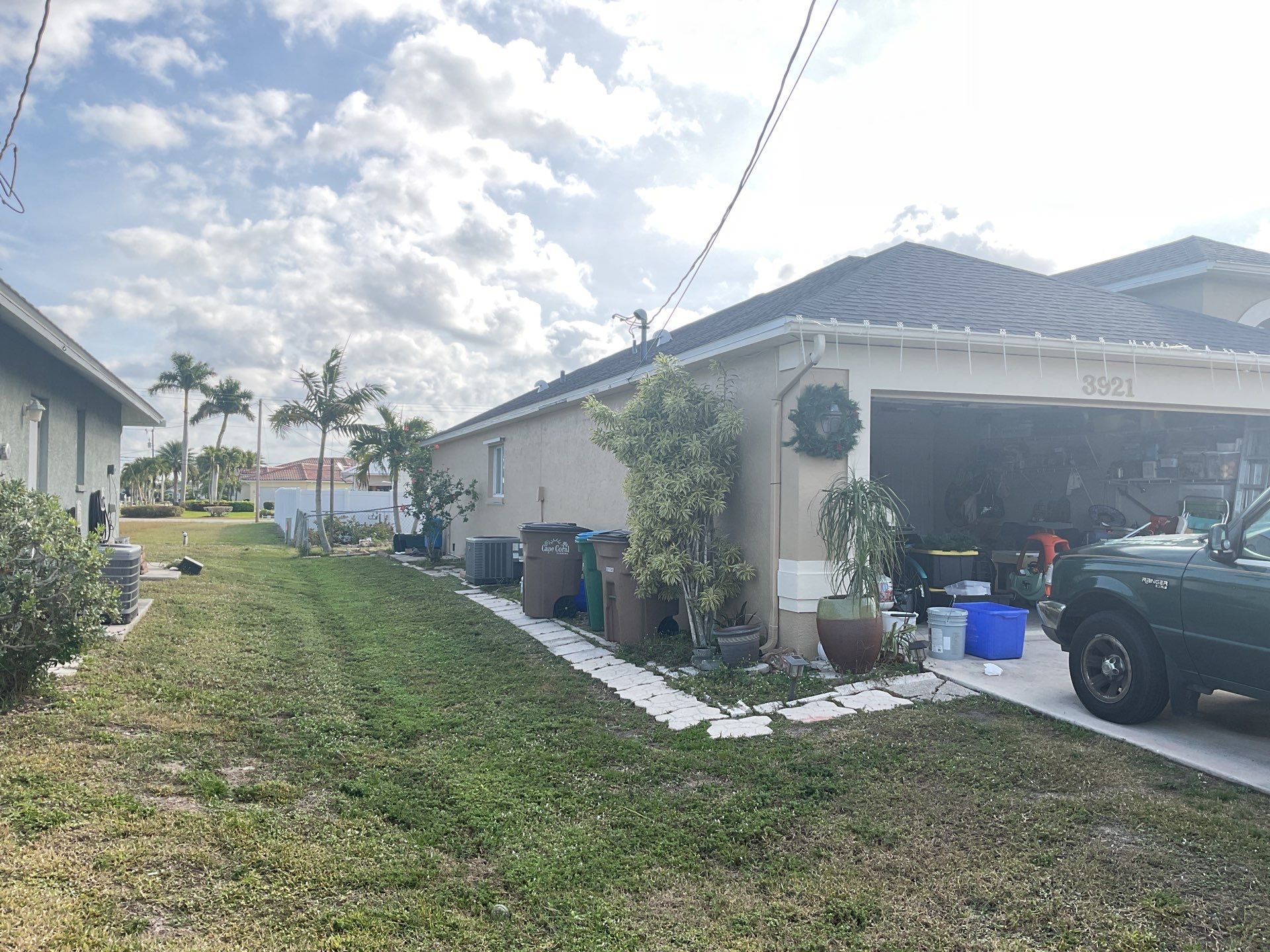 Black Seamless Gutters for Modern Cape Coral Homes by Gutter Professors