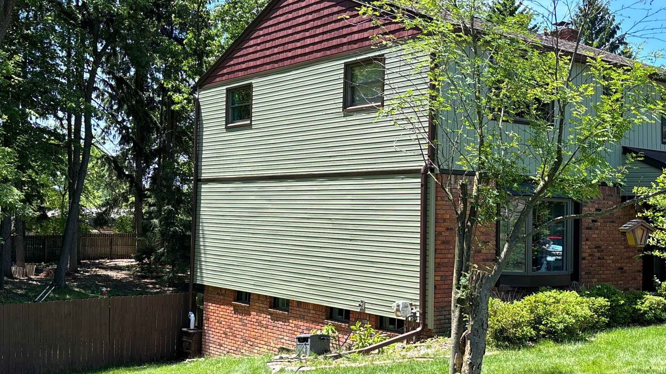 Siding Replacement using Alside D4 Odyssey-Plus Dutchlap by 180 Contractors