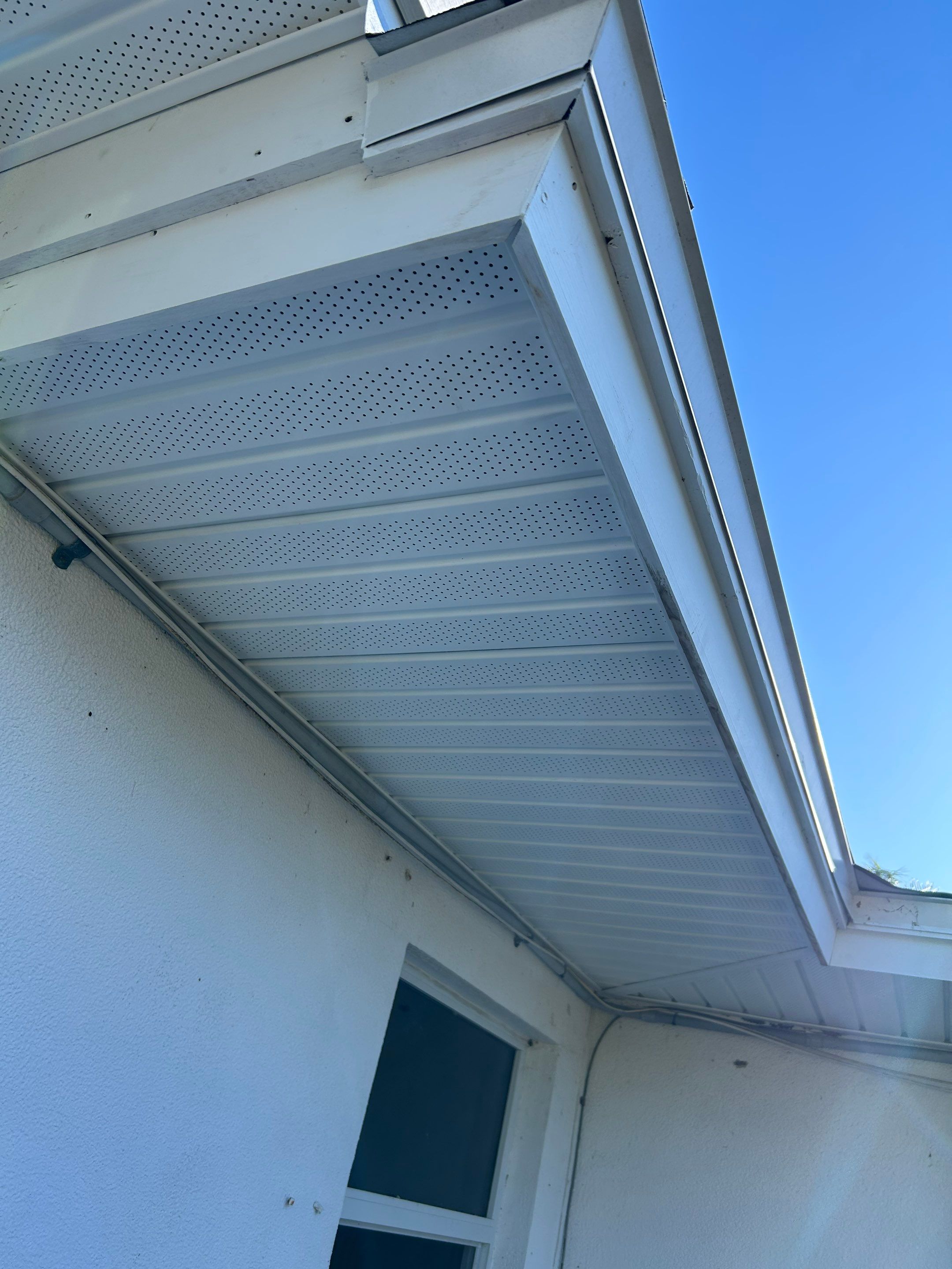 Replace soffit in Sarasota FL by Gutter Professors