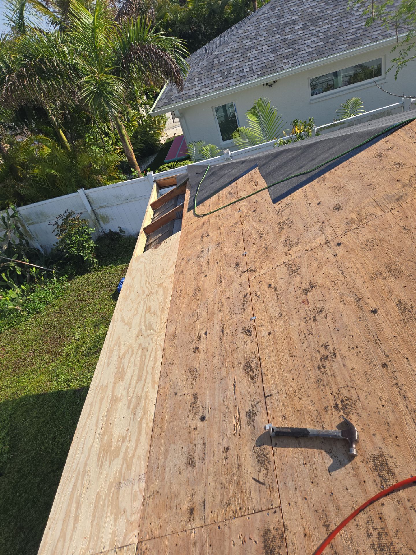 Project in Largo 33773 by Mitchell Roofing Company LLC 