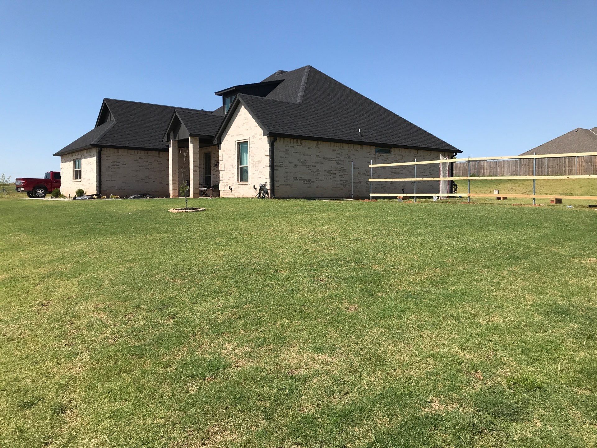 Cedar Fence using Metal Poles by Clays Services Inc