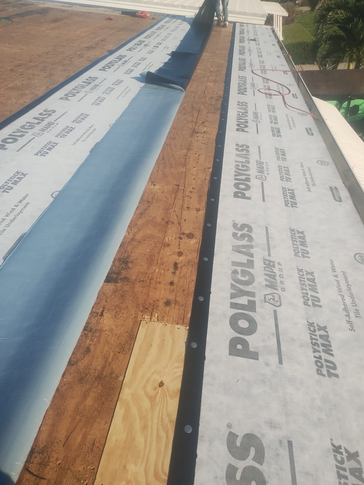 Project in Pinellas Park 33782 by Mitchell Roofing Company LLC 