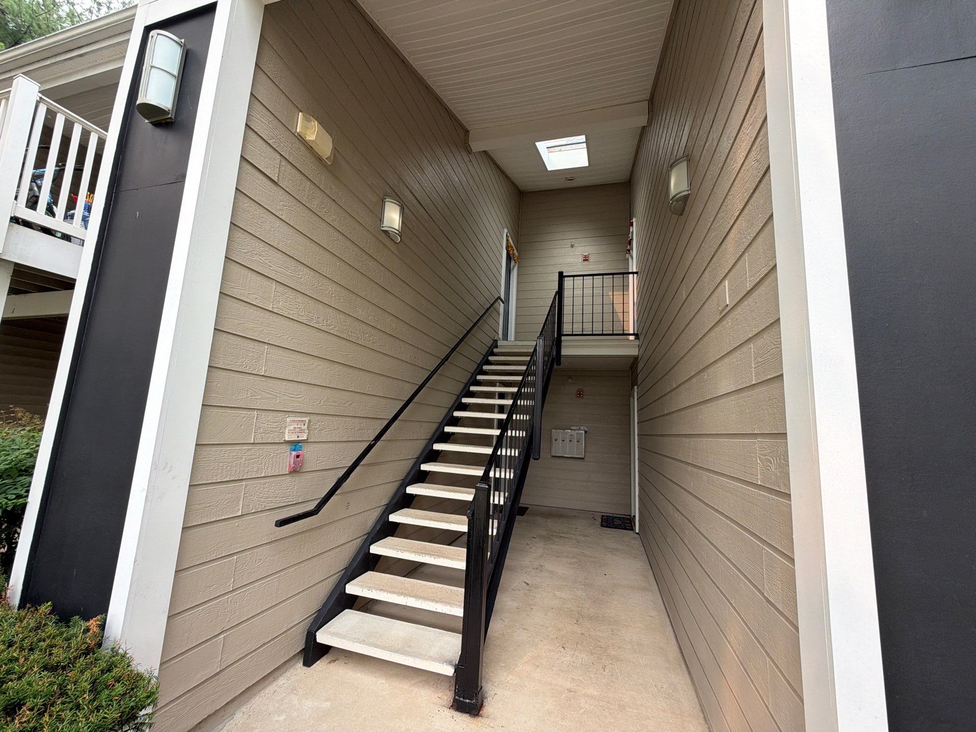 Multi-Family Building and Breezeway Washing in Elkridge, Maryland by Baltimore Pressure Washers Inc.