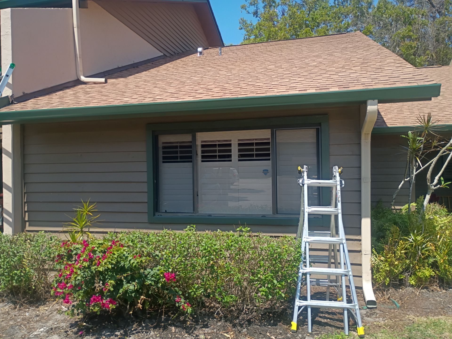 Leaf Guard using Gutter Guards & 3X4Downspoutsts in Sarasota FL by Gutter Professors