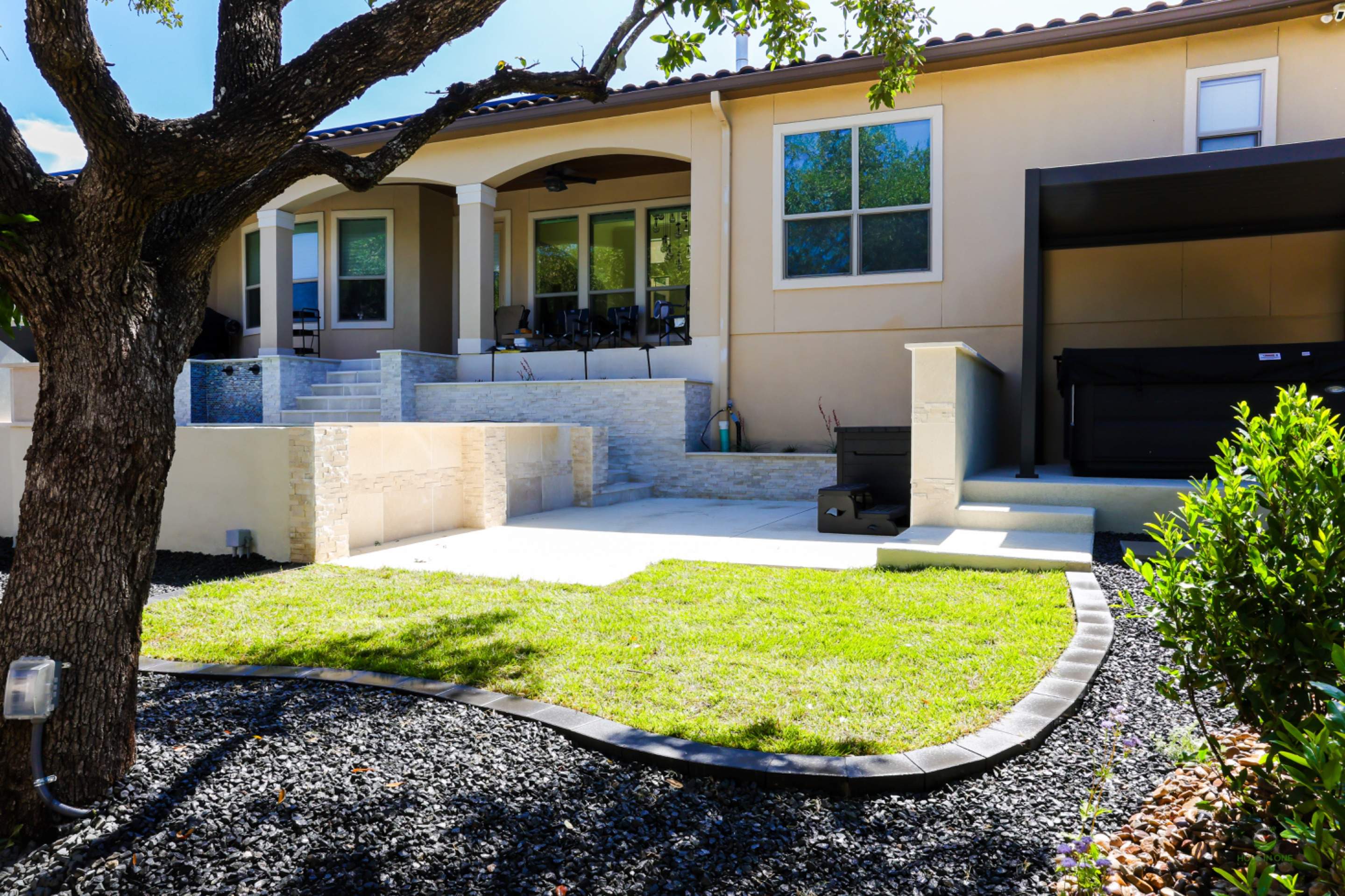 Stone Oak, San Antonio Tx. by Hole In One Lawns, LLC