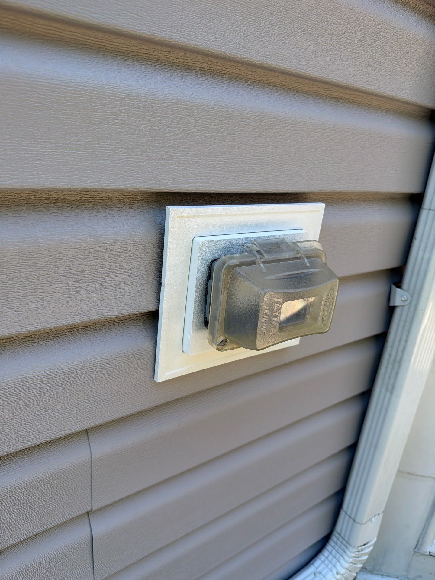 From Ancient Aluminum to beautiful Quest by Mastic by Ideal Siding Pittsburgh