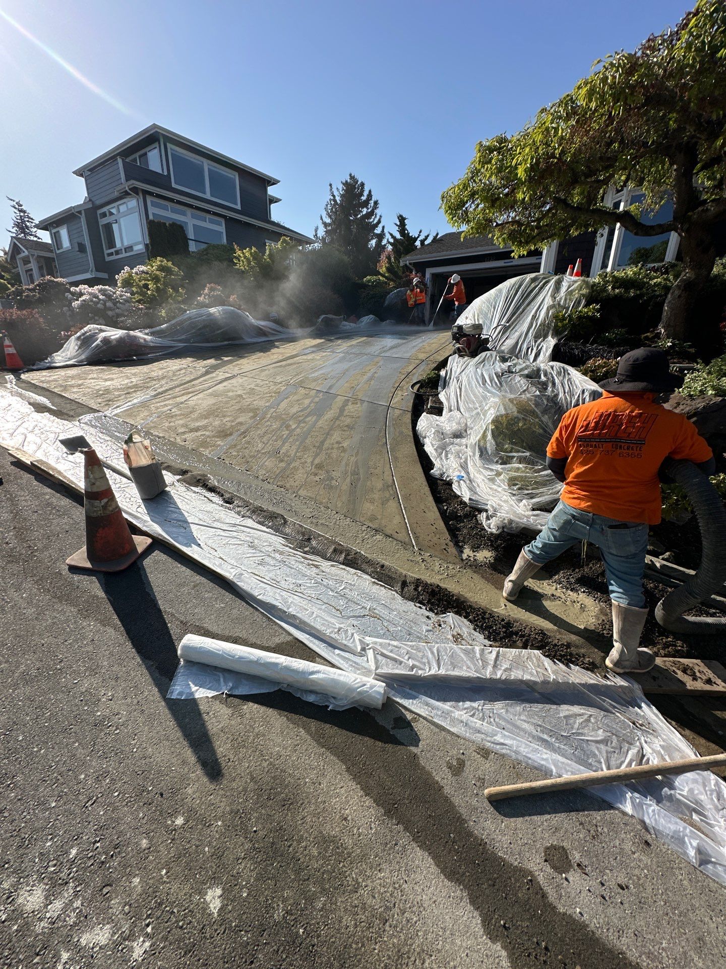 Concrete Driveway Repair | Mukilteo  by Jireh Asphalt & Concrete Inc 