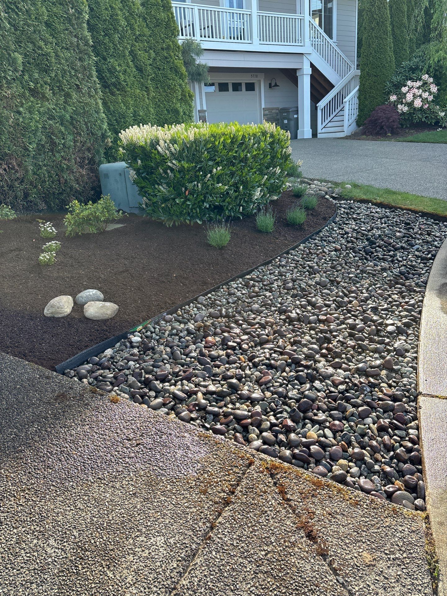 Front Yard Landscaping Makeover | Snohomish  by Jireh Asphalt & Concrete Inc 