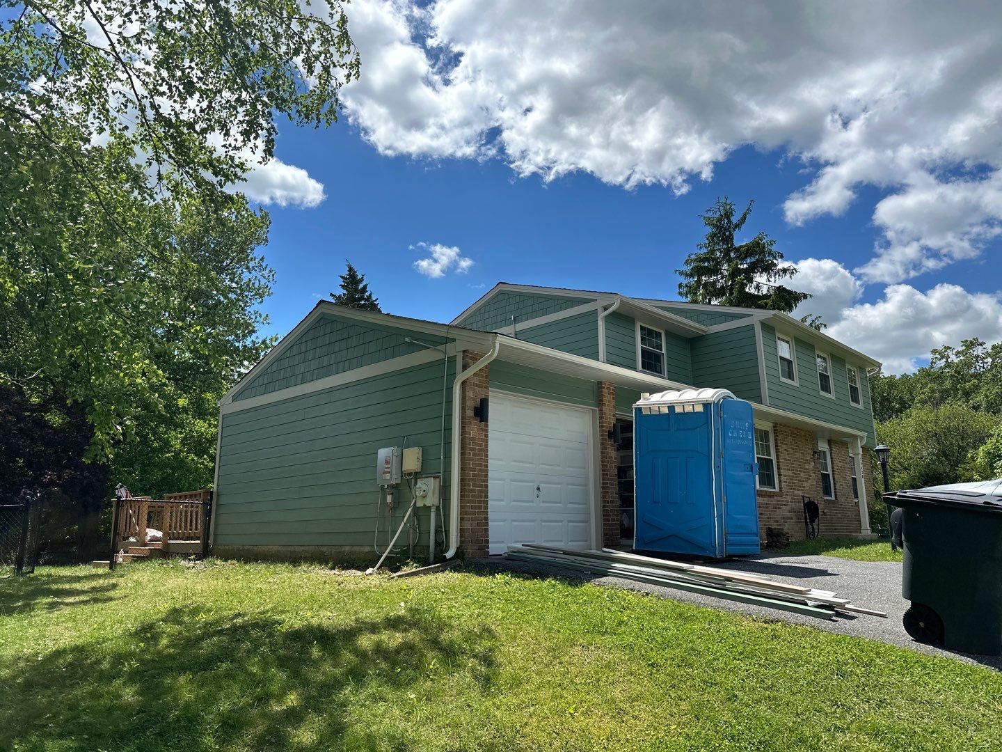 Siding Installation using JH Cedarmill Plank Dream by ExteriorPros