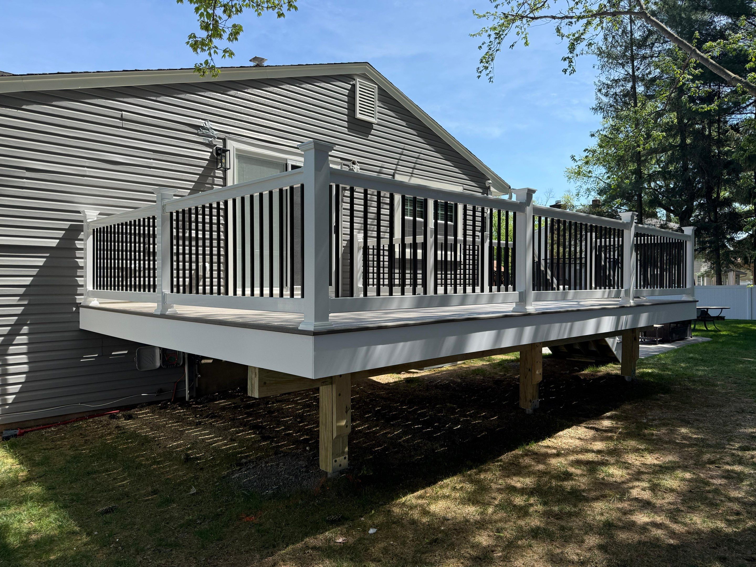 New Deck in East Brunswick, New Jersey by deck guardian
