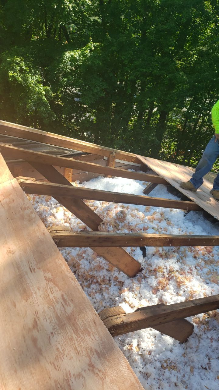 Springfield CertainTeed Landmark Weathered Wood Roof Installation by RM Banning, Inc.