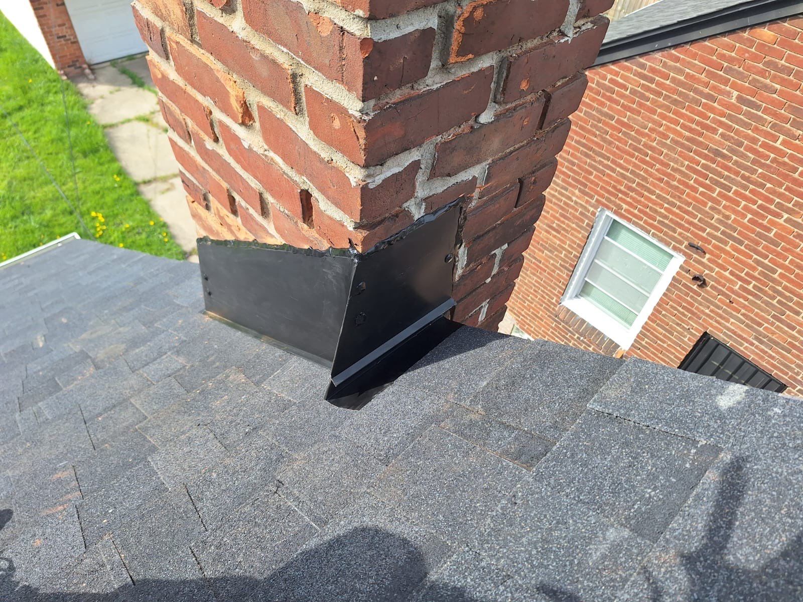 Roof Replacement using Owens Corning Onyx Black by 180 Contractors