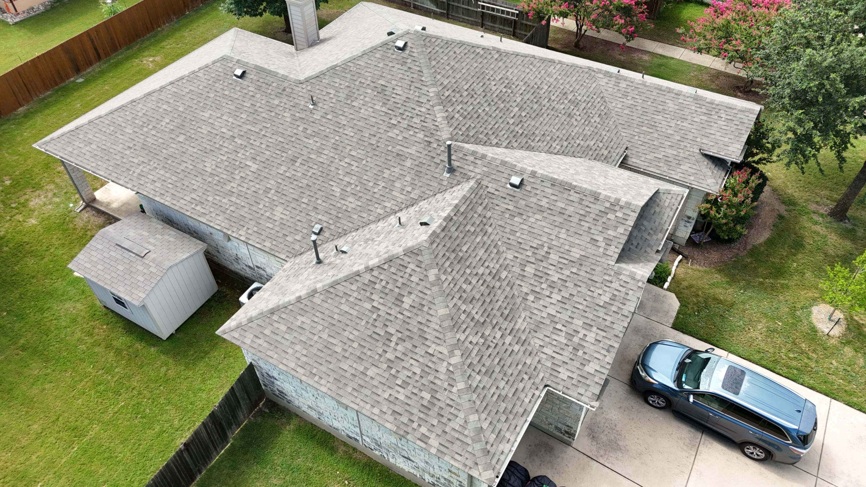 Weathered Wood - Malarkey Highlander by RoofsOnly.com