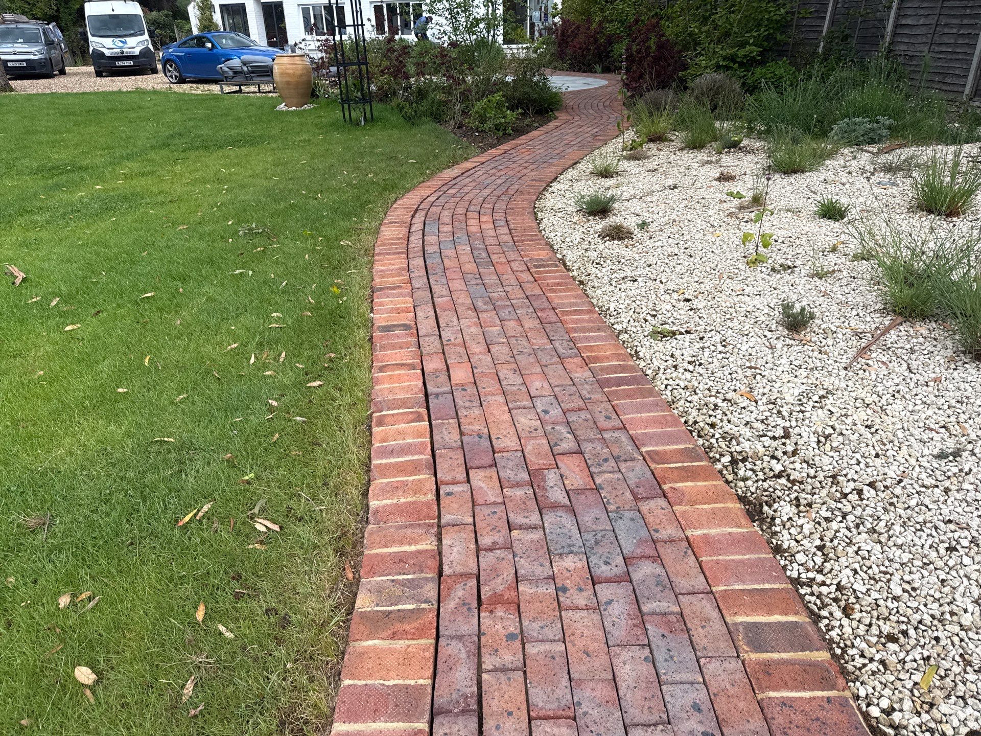 Patio - Walkways - Render Cleaning Surrey by Ges Exterior Cleaning ltd