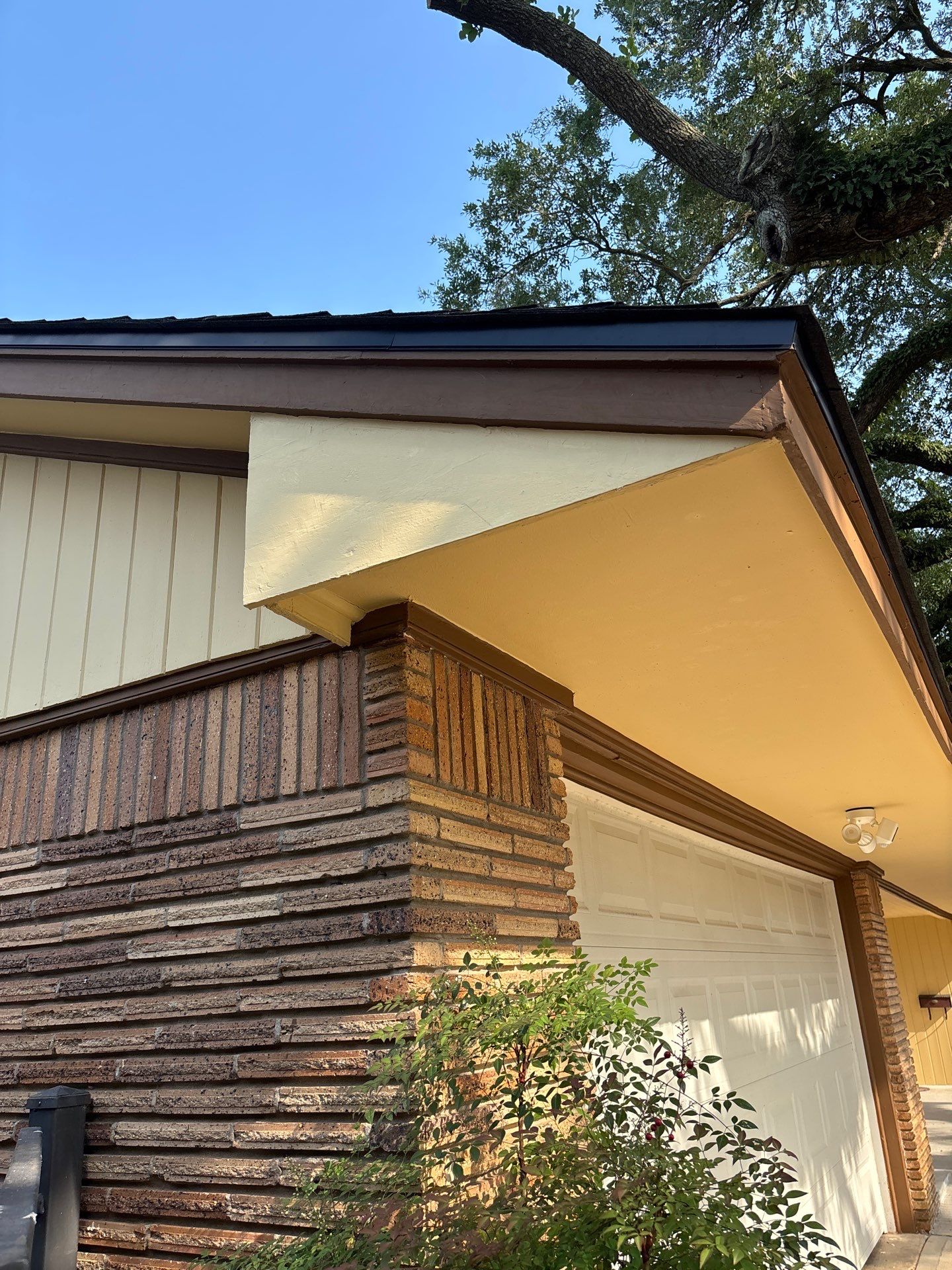 Roof Replacement Sugarland by Roof Repair Company