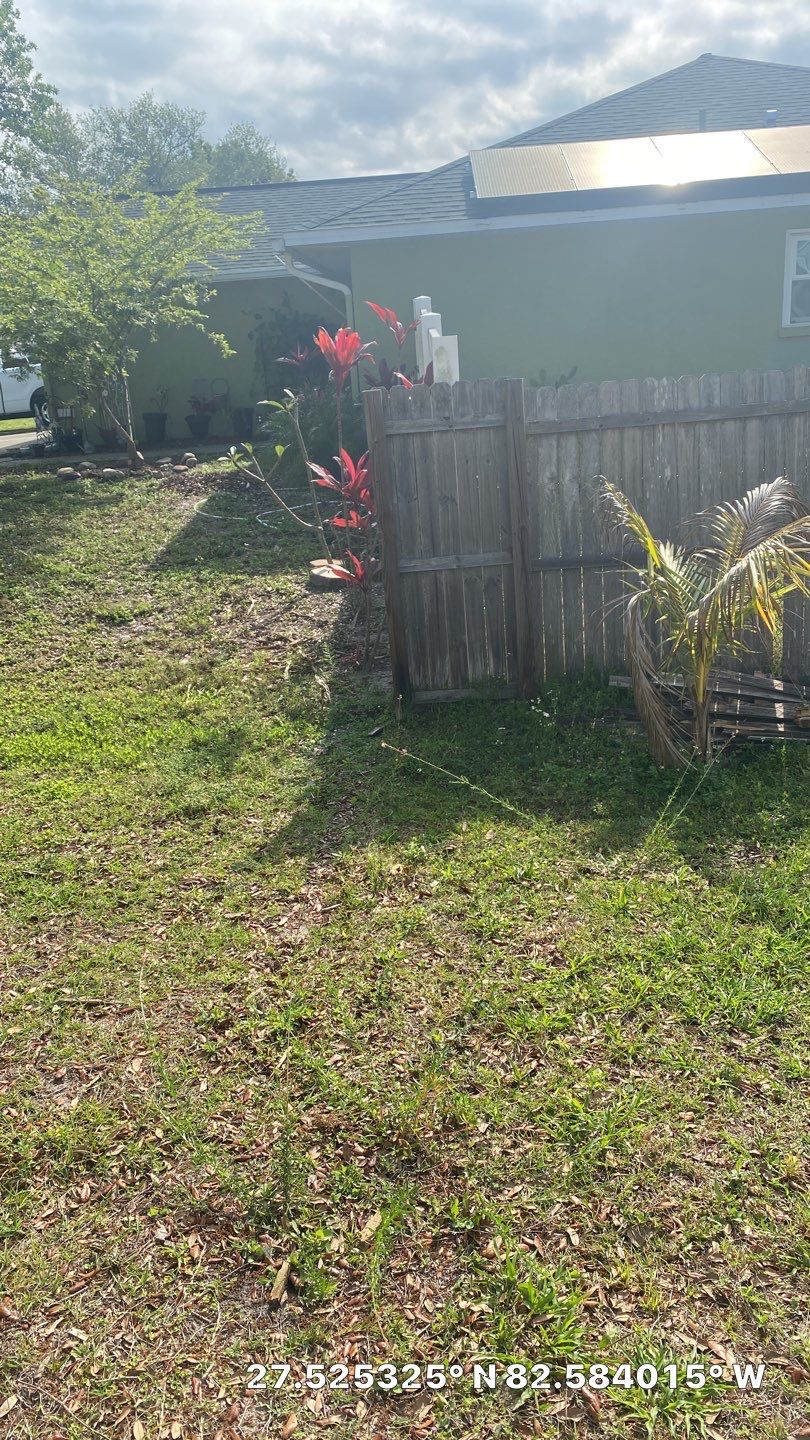 Palmetto, FL 6ft. Tall White Vinyl Privacy Fence  by Asap fence and gates, LLC