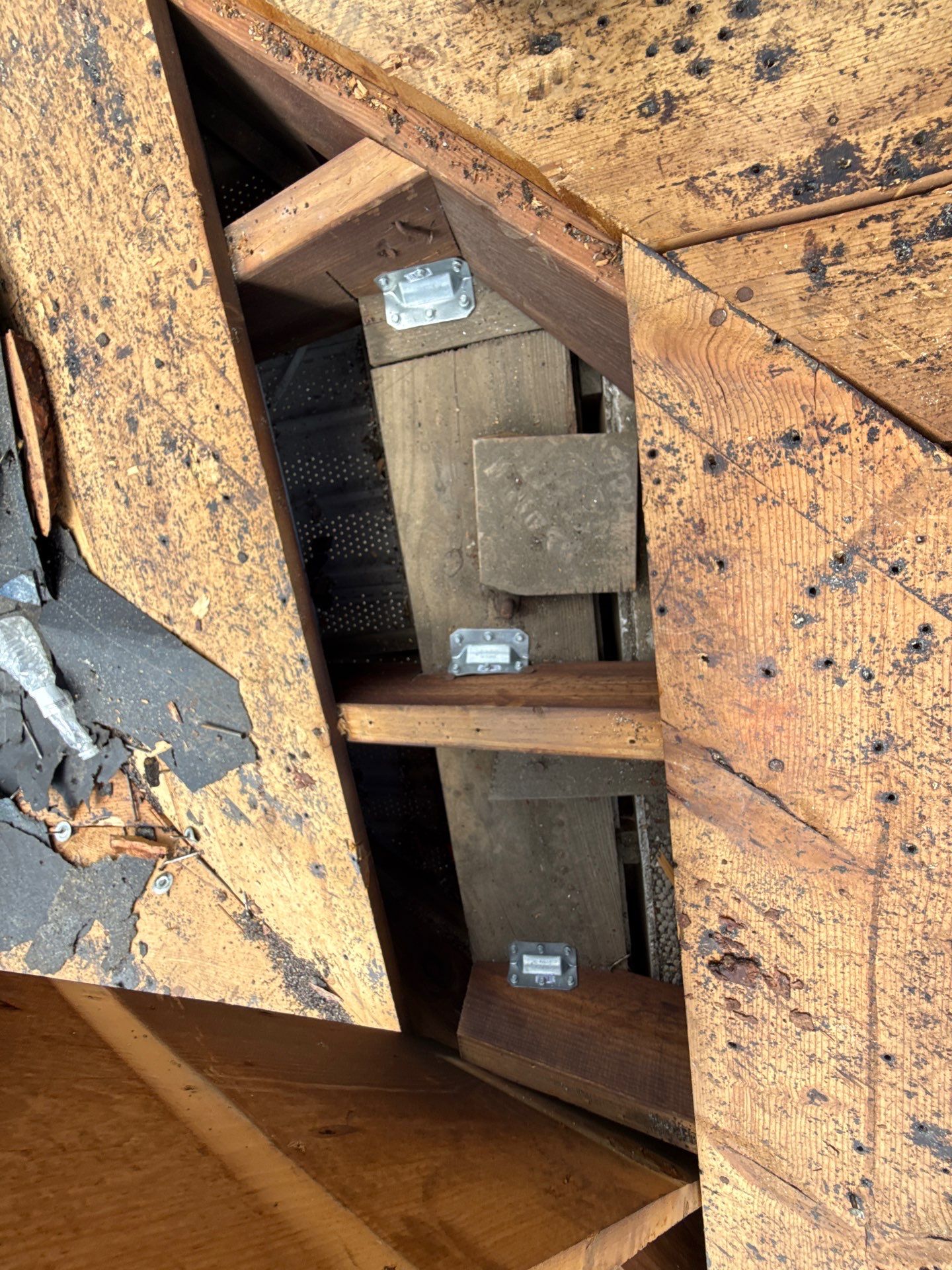 Project in St. Petersburg 33713 by Mitchell Roofing Company LLC