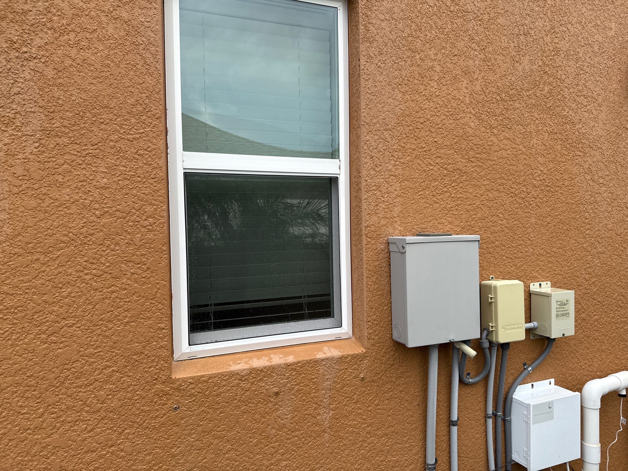 Full Exterior Cleaning – Two-Story House, Gutters, and Fence in Old Mill Preserve, Palmetto, FL by Sunshine AquaWash