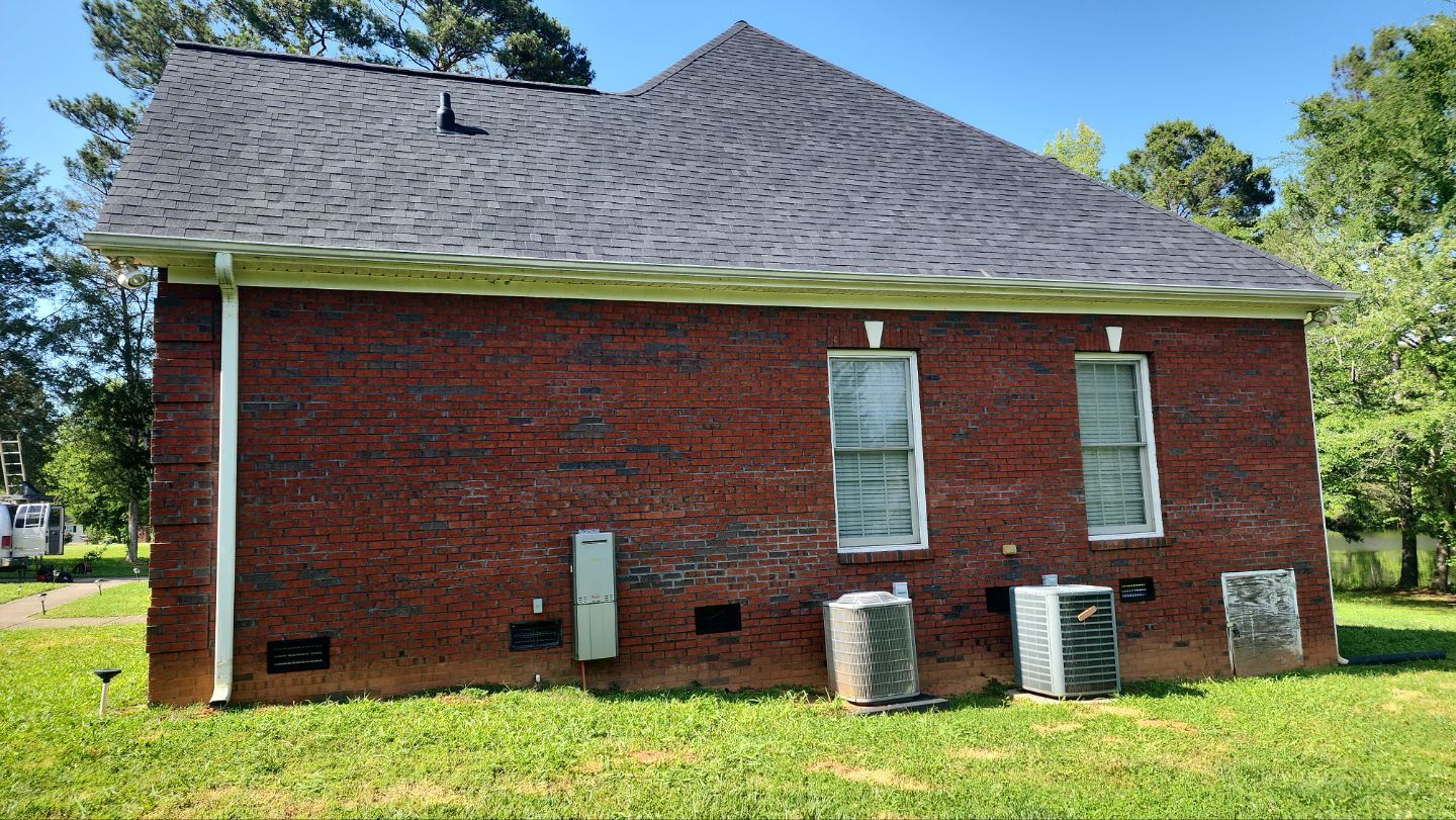 Residential Roofing Installation using Owens Corning® Oakridge Onyx Black by Indigo State Roofing
