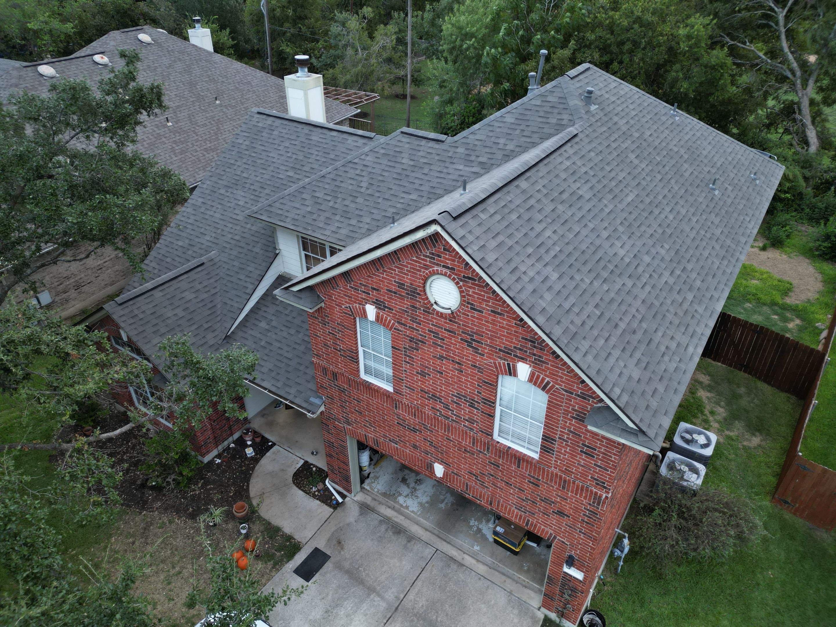 Weathered Wood - Malarkey Highlander by RoofsOnly.com