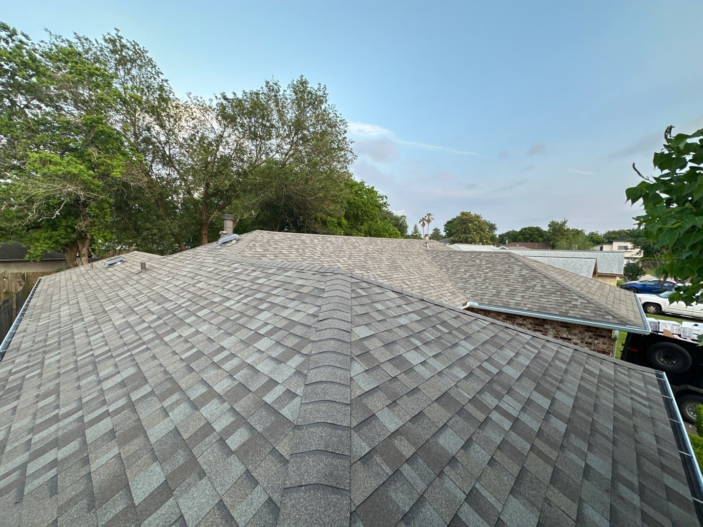 Residential Roofing Installation using Owen's Corning Duration (Lifetime) Shingles by Roof Repair Company