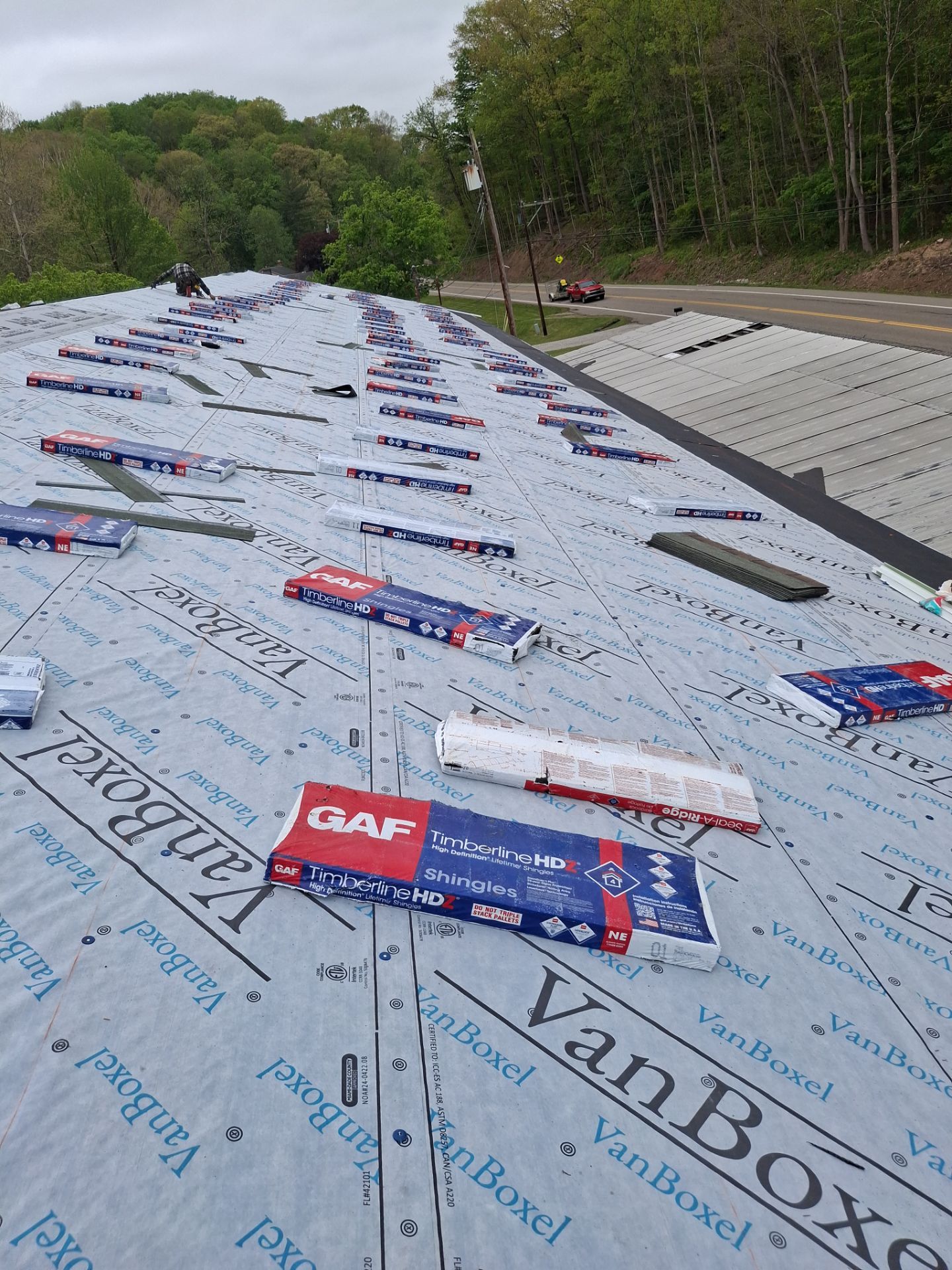 Commercial Roofing Installation using GAF Timberline HDZ Barkwood by Rainstoppers Roofing