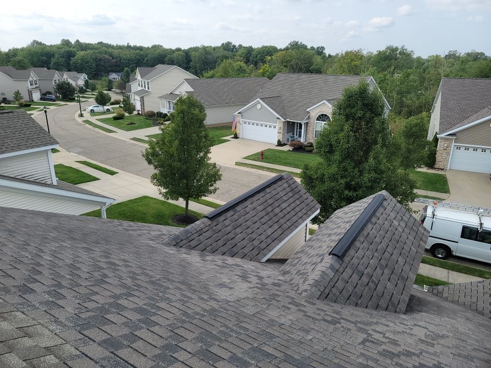 ATLAS PINNACLE PRISTINE COLOR: WEATHERED WOOD DRIP EDGE: WHITE by Eagle Eye Roofing