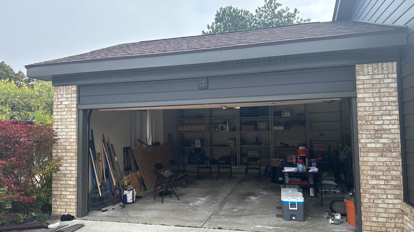 Siding Replacement using Alside S7 Cedar Mill Grain Cast Iron by 180 Contractors