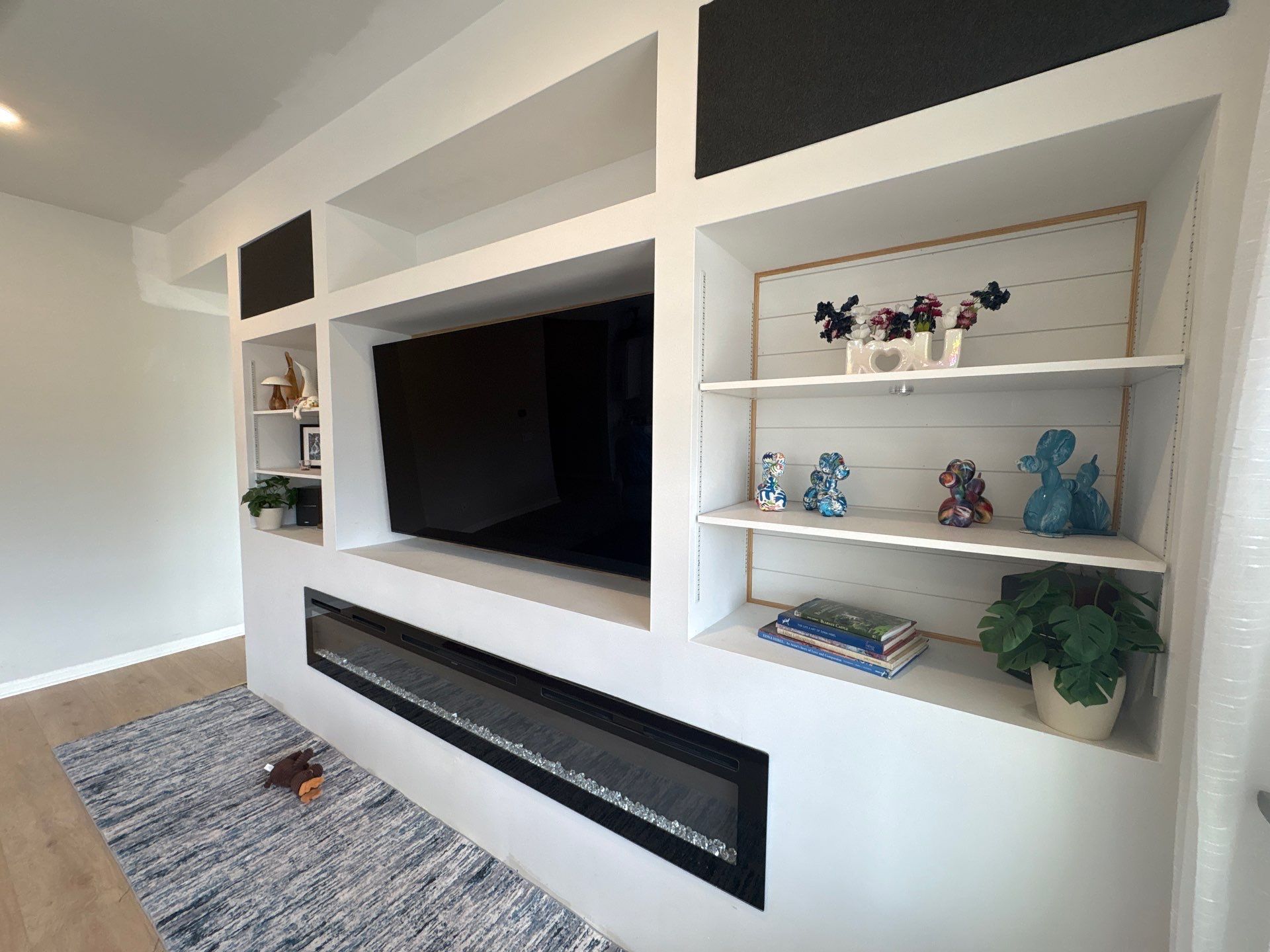 Another fresh interior transformation underway in Summerville 🎨 by Pathway Home Painting & Improvements