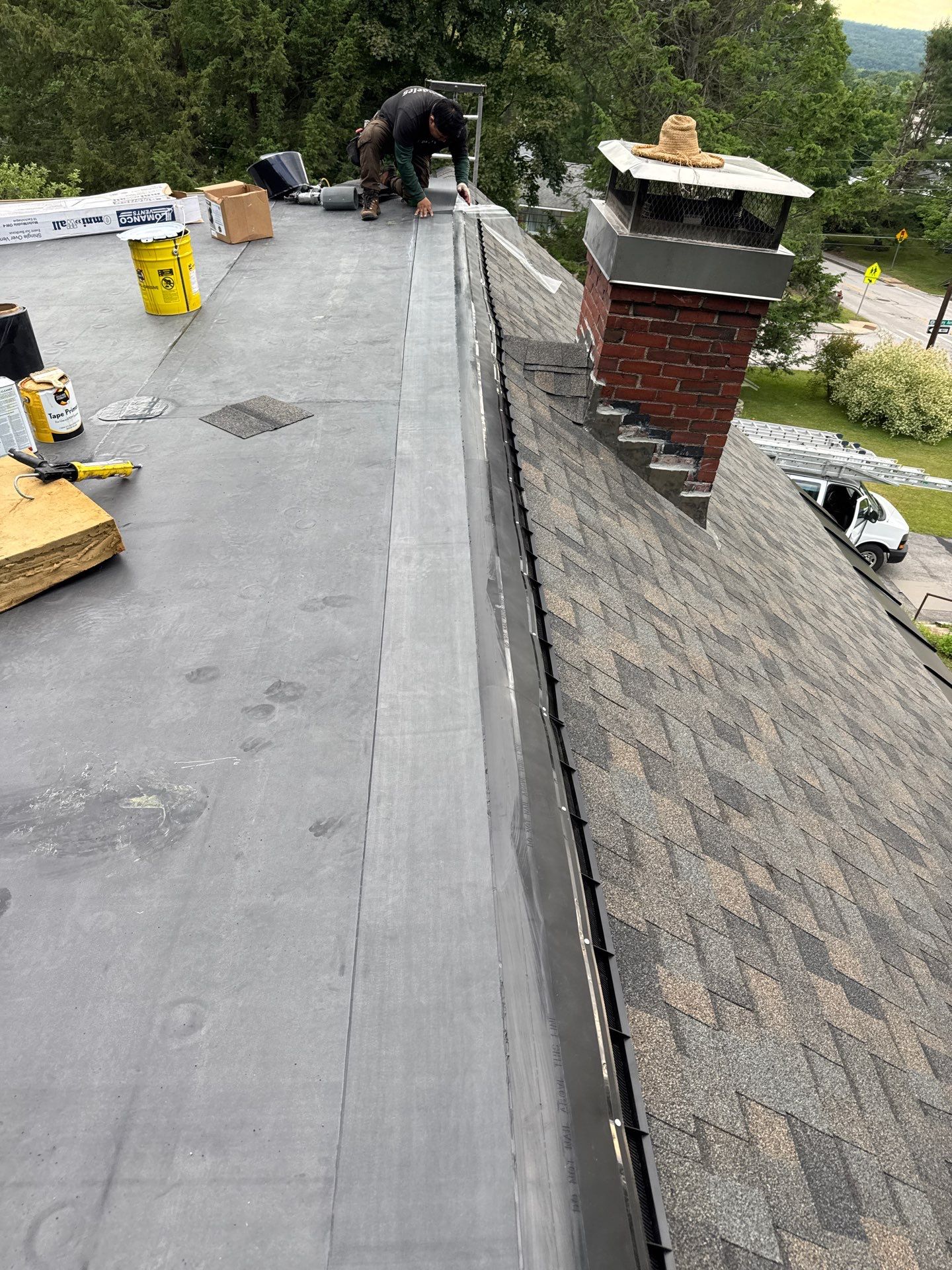 Hybrid Roof Replacement in Pembroke, NH with Owens Corning Peppercorn Shingles, EPDM Rubber Roofing, and Black Metal Ice Belt by Compass exteriors